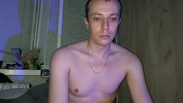 Hornyhoneycock online show from May 17, 2026, 1:05 am