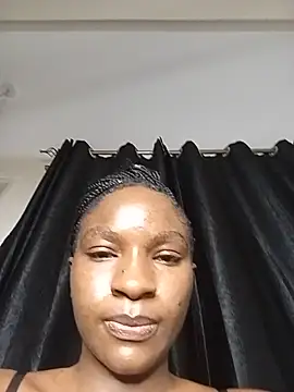 Snapshot of Curvy_ebony18 chatting on May 20, 2026, 12:18 am Curvy ebony18 online show from May 20, 2026, 12:18 am
