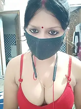 Snapshot of ZOYA-STRIP chatting on June 17, 2026, 4:39 pm ZOYA-STRIP online show from June 17, 2026, 4:39 pm