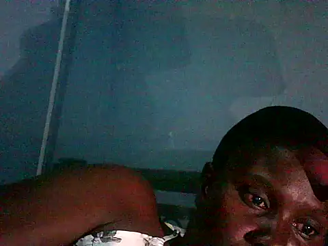 Snapshot of creamyebony5 chatting on May 17, 2026, 9:15 pm creamyebony5 online show from May 17, 2026, 9:15 pm