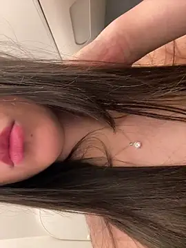 missbunnyj online show from May 23, 2026, 7:29 am