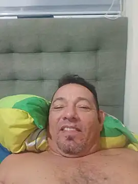 Gerardo Camila online show from May 19, 2026, 2:40 am