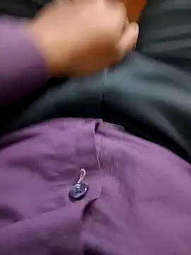 Playboygujrati online show from November 26, 2025, 1:11 pm