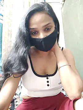 Amrita Thakur01 online show from May 25, 2026, 1:32 pm