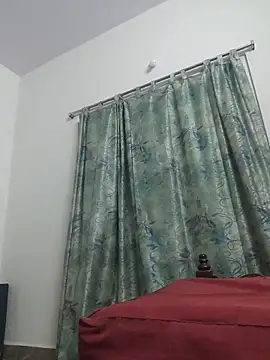 Snapshot of alshaynaa chatting on June 14, 2026, 6:09 pm alshaynaa online show from June 14, 2026, 6:09 pm