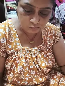 Snapshot of Curvy_Jyoti chatting on June 19, 2026, 4:46 pm Curvy Jyoti online show from June 19, 2026, 4:46 pm