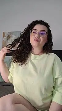 Snapshot of Elissa_Floyd__ chatting on May 23, 2026, 5:17 am Elissa Floyd online show from May 23, 2026, 5:17 am