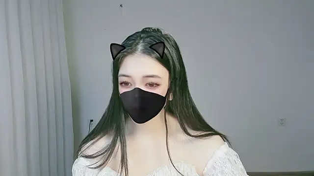 Mysticalgirl11 online show from May 23, 2026, 2:49 pm