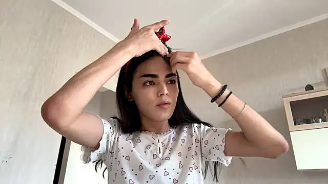 MarlyJess online show from June 20, 2026, 3:50 pm