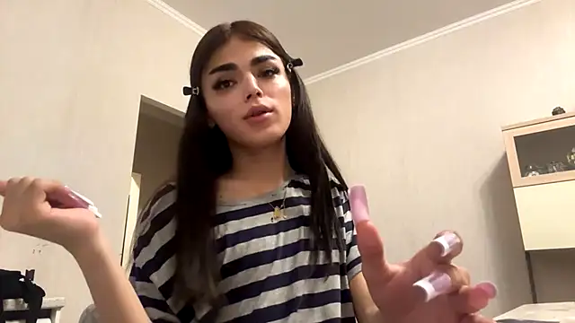 MarlyJess online show from July 29, 2026, 12:43 am