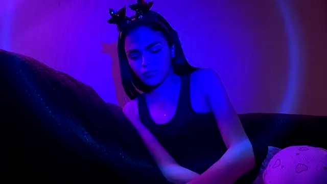 MarlyJess online show from June 16, 2026, 8:31 pm