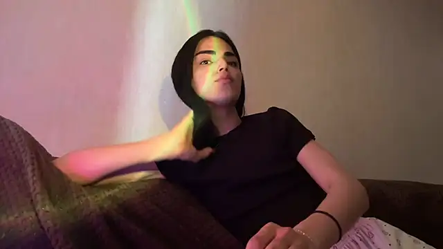 MarlyJess online show from May 31, 2026, 4:07 am