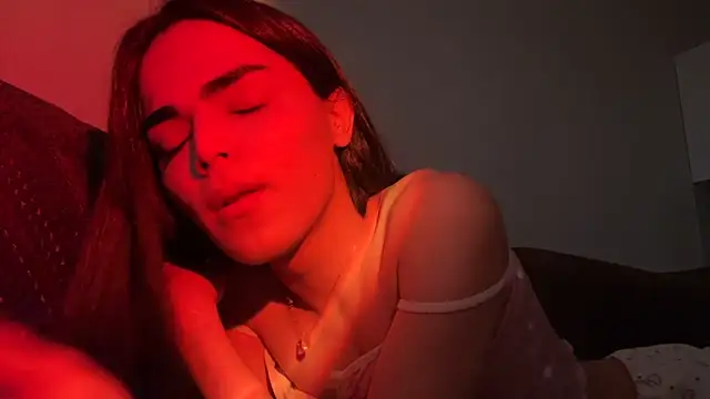 MarlyJess online show from May 31, 2026, 4:46 pm