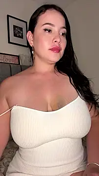 Snapshot of Olivia_valentti chatting on July 5, 2026, 4:30 am Olivia valentti online show from July 5, 2026, 4:30 am