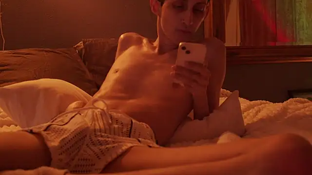 Snapshot of thehungtwink chatting on May 20, 2026, 6:54 am thehungtwink online show from May 20, 2026, 6:54 am