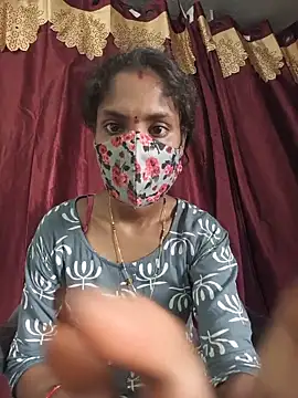 Snapshot of reshma124 chatting on June 8, 2026, 4:57 am reshma124 online show from June 8, 2026, 4:57 am