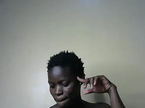 Snapshot of youngpetite chatting on June 8, 2026, 8:04 am youngpetite online show from June 8, 2026, 8:04 am