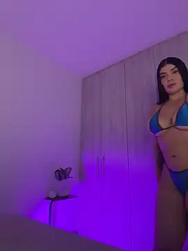 Danilopez3 online show from May 21, 2026, 1:14 am