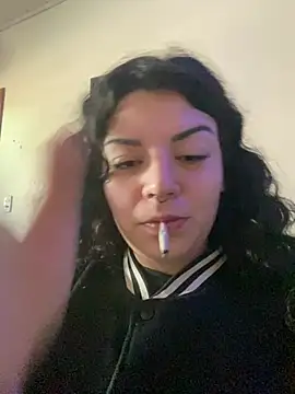 Snapshot of Greseli chatting on May 29, 2026, 1:28 pm Greseli online show from May 29, 2026, 1:28 pm