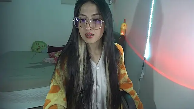 Frida nymph online show from June 28, 2026, 9:37 am
