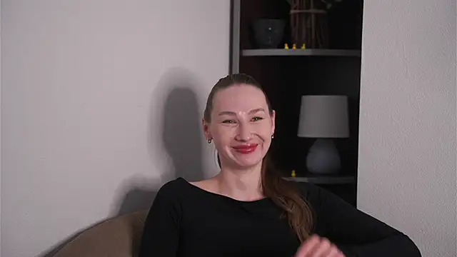 ShariMccallen online show from May 22, 2026, 3:37 am