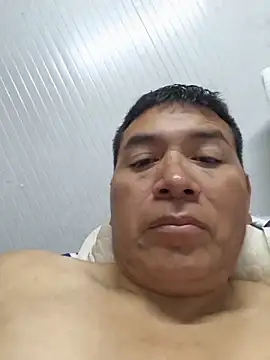 Snapshot of persuar chatting on June 17, 2026, 7:46 pm persuar online show from June 17, 2026, 7:46 pm