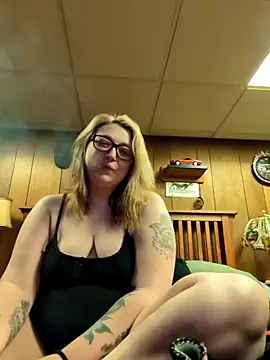 alecstacy online show from May 22, 2026, 1:58 am