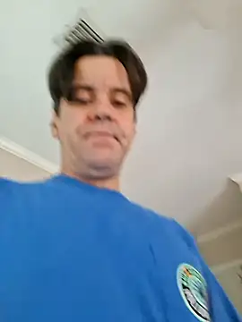 Snapshot of ELVISPRESI chatting on May 25, 2026, 11:14 pm ELVISPRESI online show from May 25, 2026, 11:14 pm