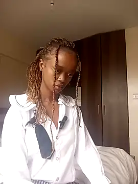 Snapshot of Dark_chocolatepythia chatting on August 6, 2026, 9:15 am Dark chocolatepythia online show from August 6, 2026, 9:15 am