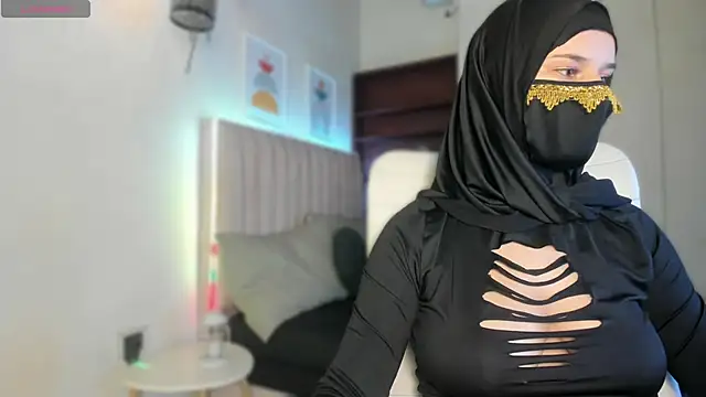  SweetAmira  online show from May 30, 2026, 1:34 am