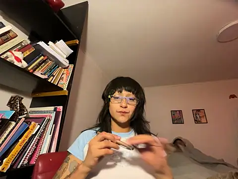 zoe secrets online show from May 30, 2026, 5:47 am