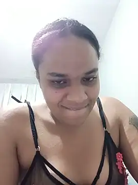 Snapshot of sexygirlbronw01 chatting on May 21, 2026, 9:17 am sexygirlbronw01 online show from May 21, 2026, 9:17 am