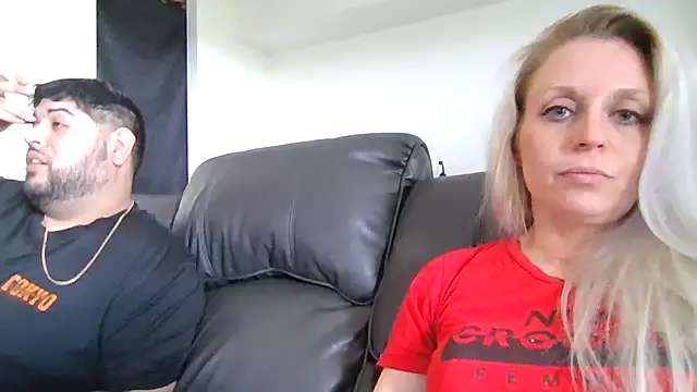 Snapshot of LexiAndPapi chatting on May 21, 2026, 8:39 pm LexiAndPapi online show from May 21, 2026, 8:39 pm