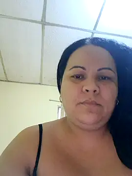 Snapshot of Latimida chatting on July 11, 2026, 8:20 pm Latimida online show from July 11, 2026, 8:20 pm