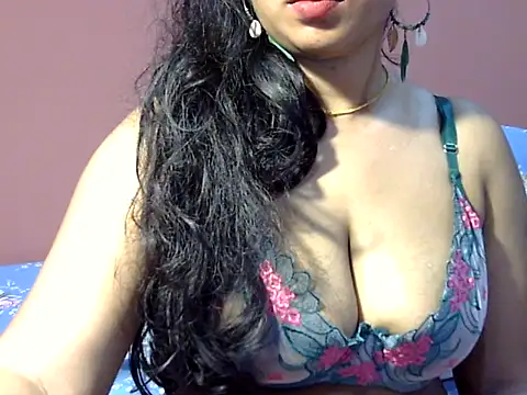 Snapshot of sexy_shala6 chatting on June 5, 2026, 6:52 am sexy shala6 online show from June 5, 2026, 6:52 am