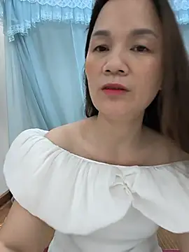 Snapshot of Lye_lovely chatting on July 8, 2026, 9:10 am Lye lovely online show from July 8, 2026, 9:10 am