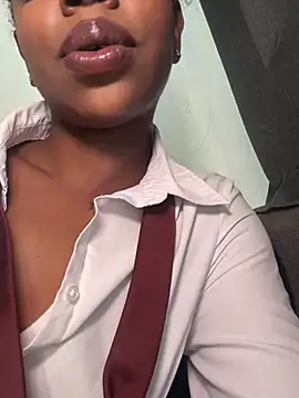 Snapshot of Ali-Allure chatting on May 30, 2026, 5:14 am Ali-Allure online show from May 30, 2026, 5:14 am