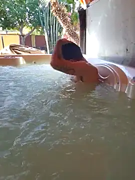 Snapshot of Clevername90 chatting on March 1, 2025, 4:22 pm Clevername90 online show from March 1, 2025, 4:22 pm