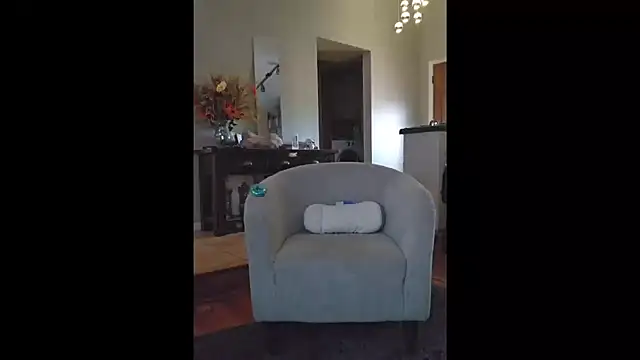 Snapshot of Clevername90 chatting on October 12, 2025, 5:36 pm Clevername90 online show from October 12, 2025, 5:36 pm