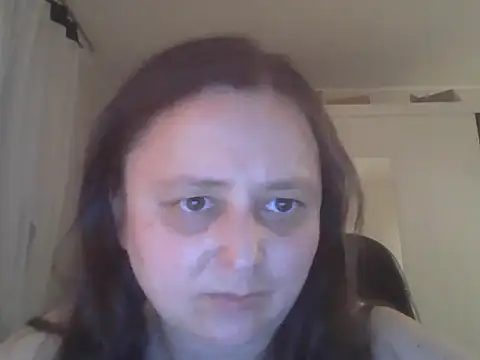 Snapshot of TaylorLovely chatting on June 26, 2026, 8:03 pm TaylorLovely online show from June 26, 2026, 8:03 pm