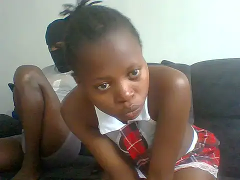 TonnyAmellia online show from June 7, 2026, 9:03 am