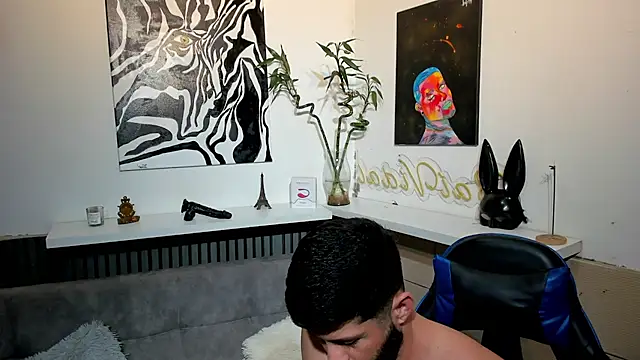 RikyAaron online show from June 20, 2026, 5:40 pm