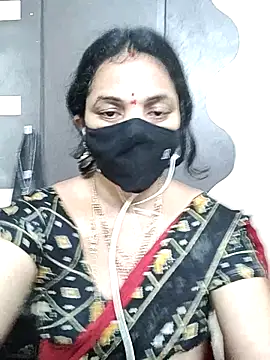 Snapshot of Leela_555 chatting on July 8, 2026, 11:22 am Leela 555 online show from July 8, 2026, 11:22 am