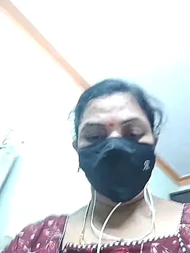 Snapshot of Leela_555 chatting on June 28, 2026, 5:36 am Leela 555 online show from June 28, 2026, 5:36 am