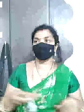 Snapshot of Leela_555 chatting on June 21, 2026, 3:07 pm Leela 555 online show from June 21, 2026, 3:07 pm