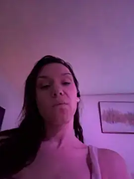 Snapshot of cynGoddess chatting on May 22, 2026, 8:23 am cynGoddess online show from May 22, 2026, 8:23 am