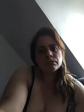 Snapshot of darkellie chatting on June 12, 2026, 11:30 am darkellie online show from June 12, 2026, 11:30 am