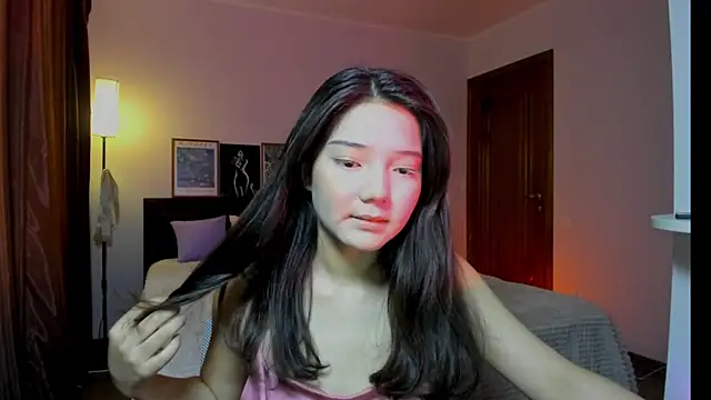 Snapshot of milana_marttt chatting on June 17, 2026, 12:15 pm milana marttt online show from June 17, 2026, 12:15 pm