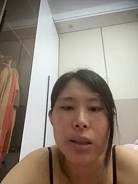 Snapshot of singxing01 chatting on May 23, 2026, 11:42 am singxing01 online show from May 23, 2026, 11:42 am