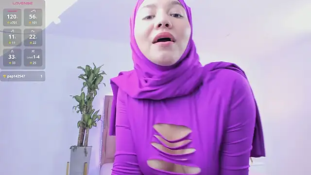 Snapshot of dalilaa__ chatting on May 24, 2026, 4:18 pm dalilaa online show from May 24, 2026, 4:18 pm